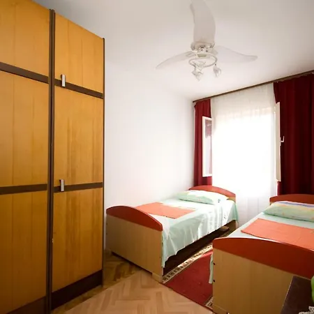 Neretvanka - Twin With Shared Bathroom Appartement *